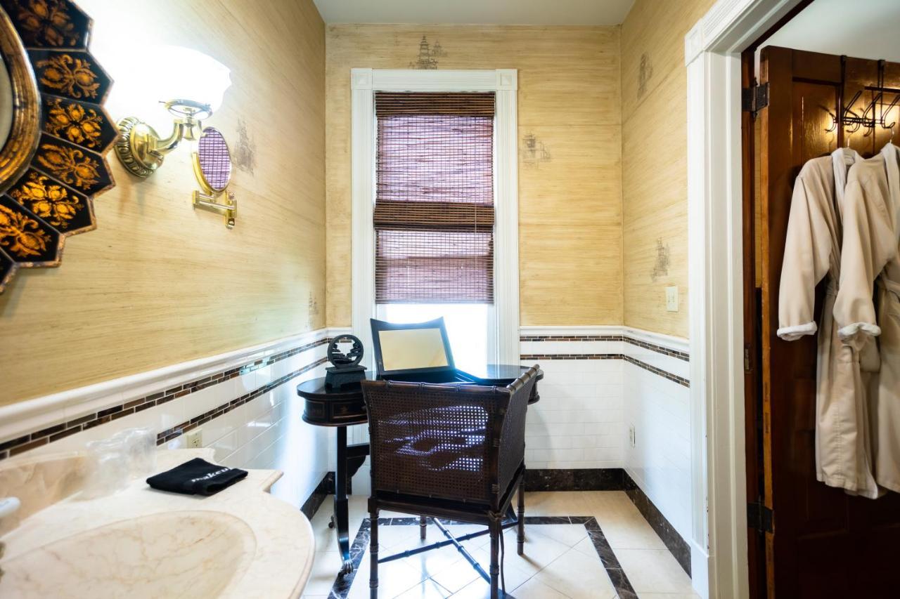 Historic Webster House Bed And Breakfast Inn 베이 시티 외부 사진