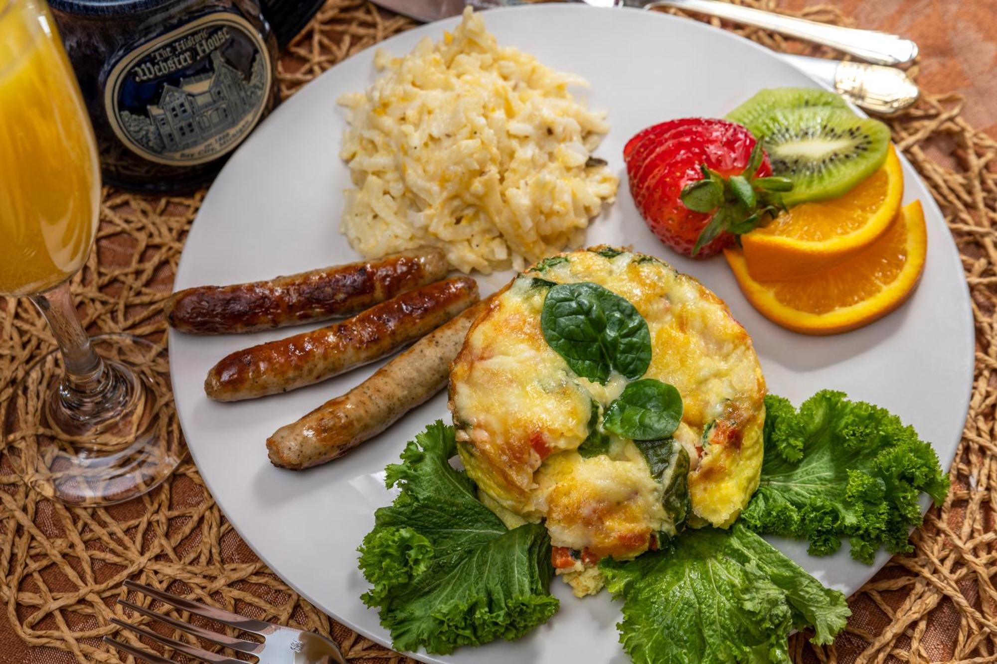 Historic Webster House Bed And Breakfast Inn 베이 시티 외부 사진