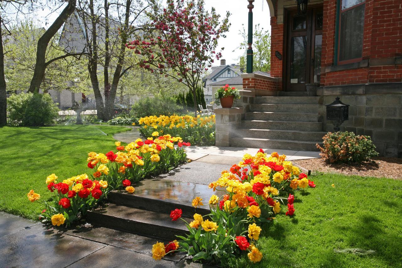 Historic Webster House Bed And Breakfast Inn 베이 시티 외부 사진