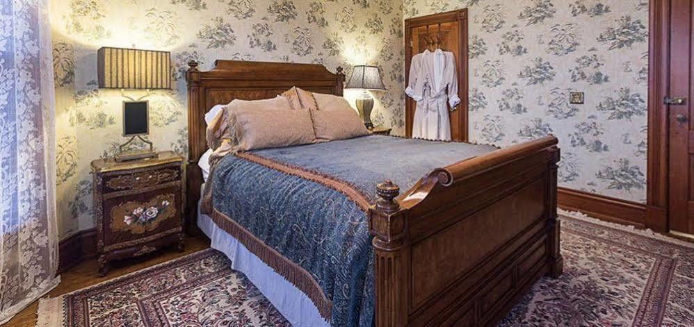 Historic Webster House Bed And Breakfast Inn 베이 시티 외부 사진